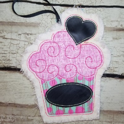 ITH cupcake embroidery design